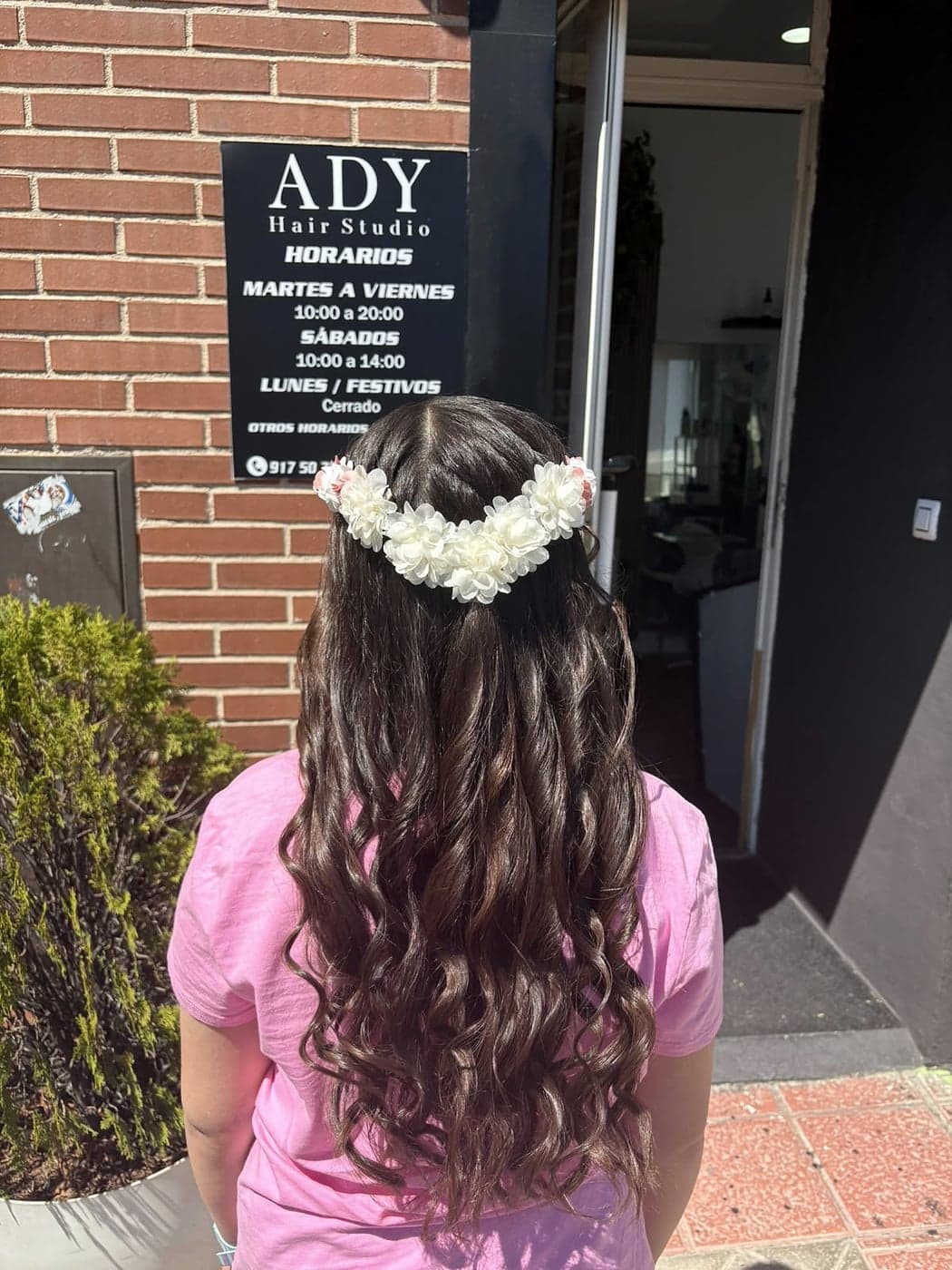 Corte niña con flores